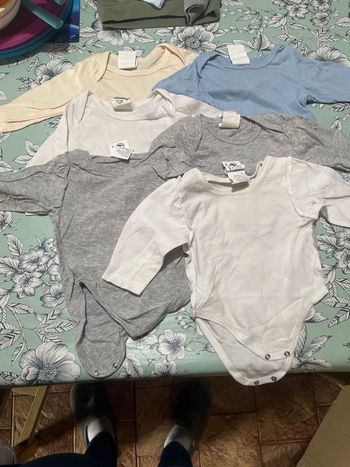 Lot de bodies 1 mois 