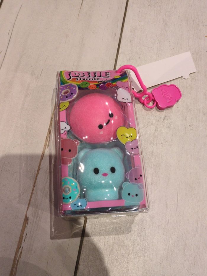 Coffret figurine fluffie stuffiez minis