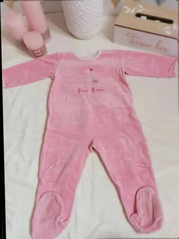 Grenouillère en velours Petit Bateau fille 18 mois