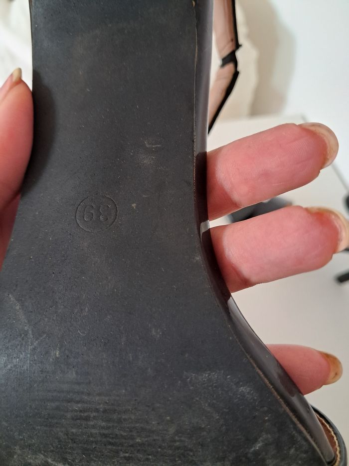 Jolie escarpin talon aiguille - photo numéro 5