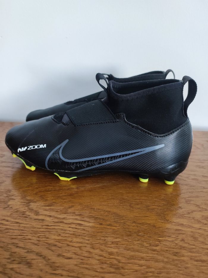 Chaussures de foot garçon - photo numéro 2