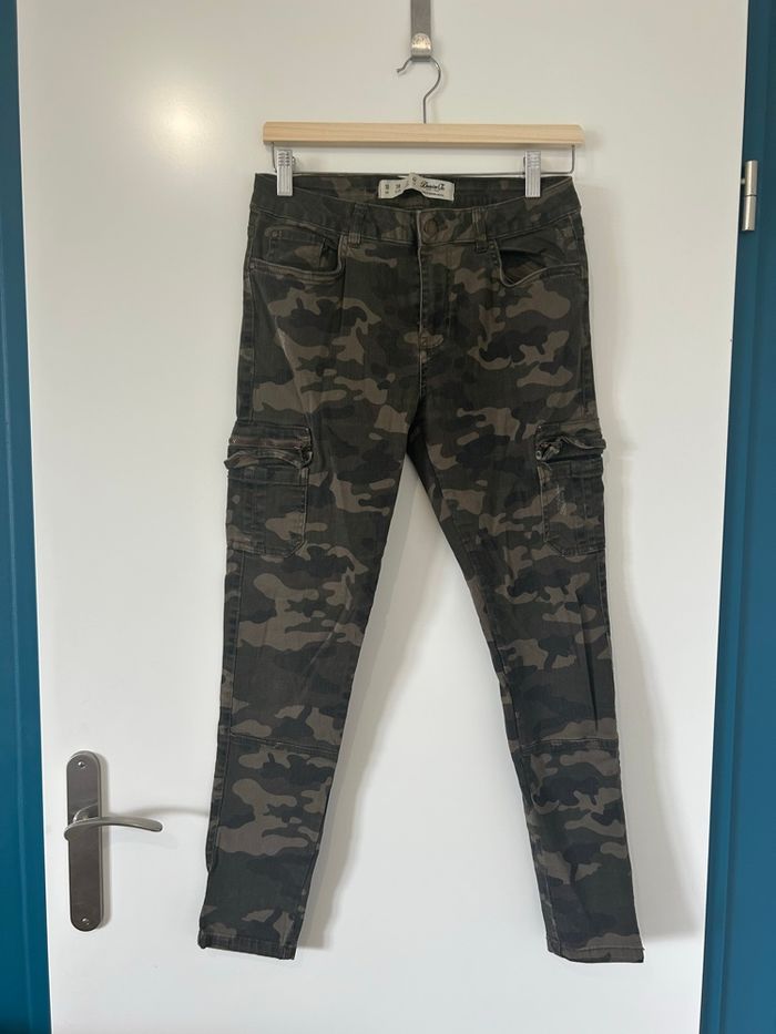 Pantalon camouflage militaire – Primark – Taille M