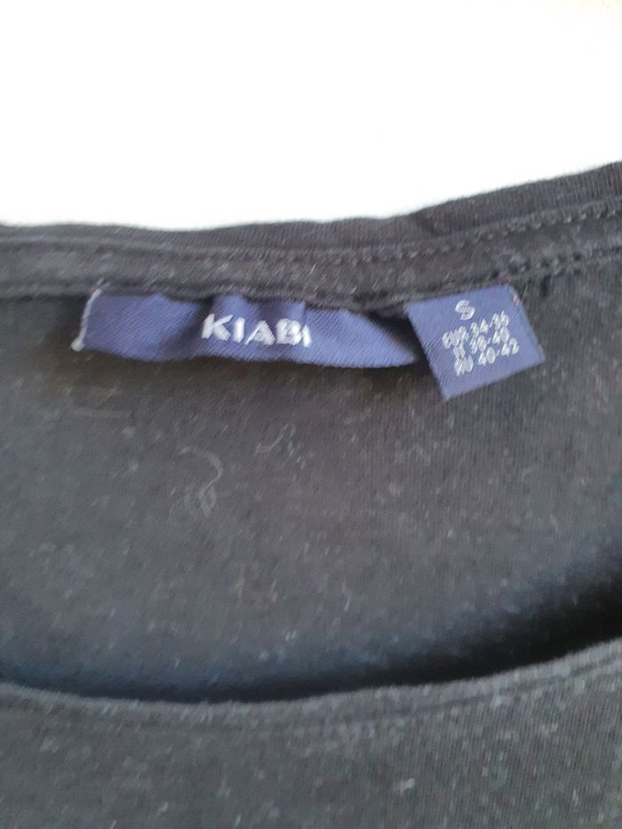 T-short fille 16 ans (S) - photo numéro 2