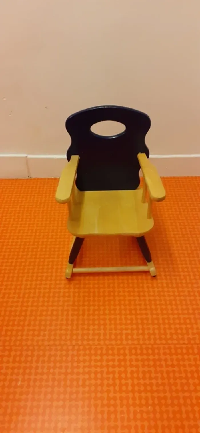 Chaise à bascule pour enfant - photo numéro 2
