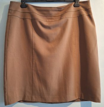 Jupe longueur genou marron grande taille