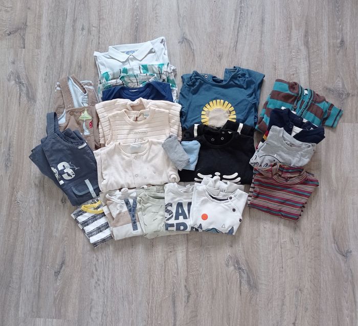 Lot vêtements 12 mois