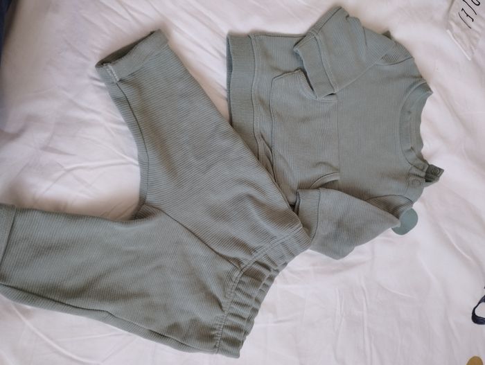 Lot vêtements - photo numéro 3