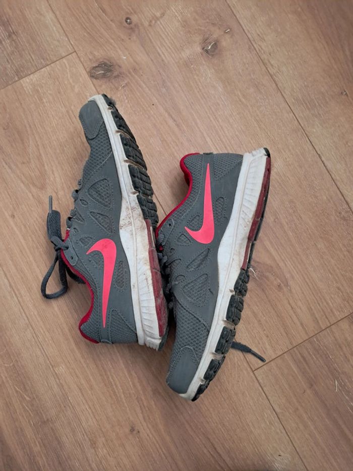 Baskets Nike Révolution 2 - photo numéro 2