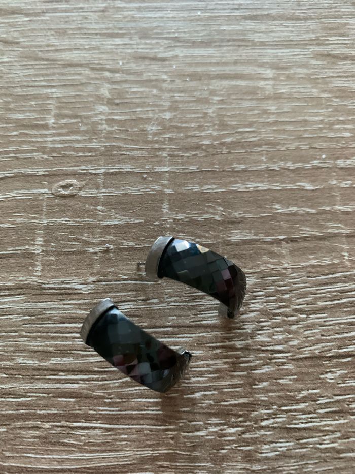 Boucles d’oreilles demi créoles noires - photo numéro 7