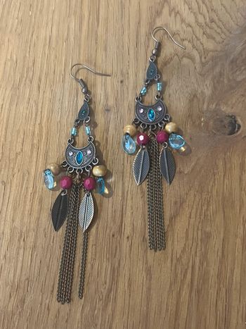 Très jolies boucles d’oreilles