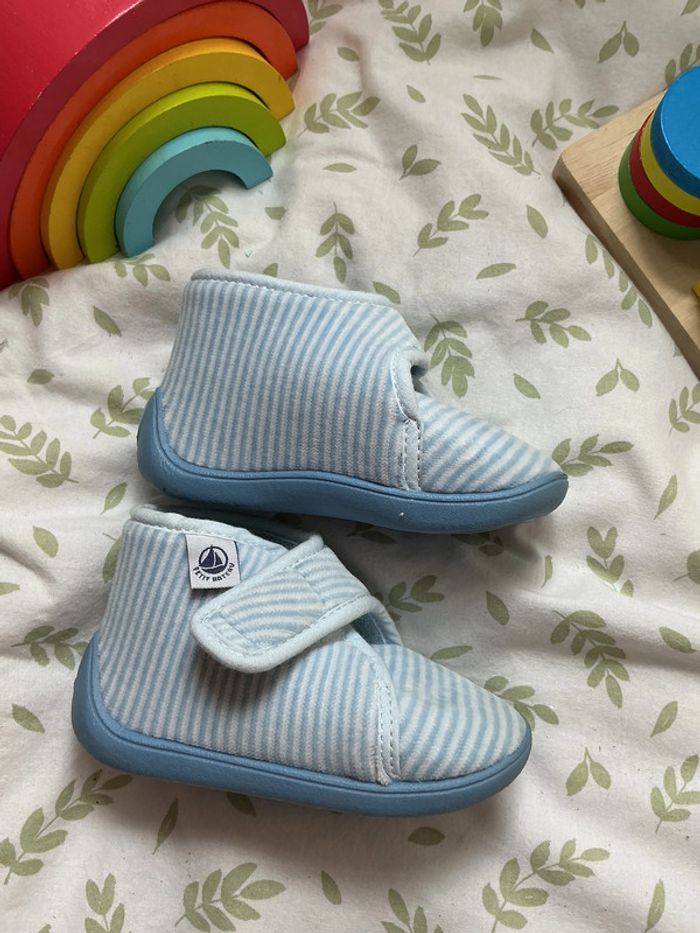 chaussons bleu et blanc petit bateau taille 20 - photo numéro 3