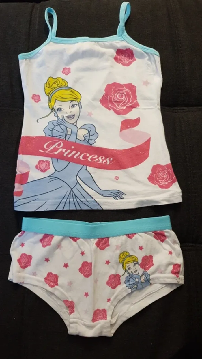 Maillot de corps Cendrillon 116/122