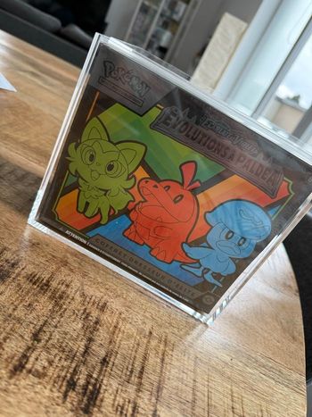 ETB Pokémon évolution à paldéa avec acrylique 