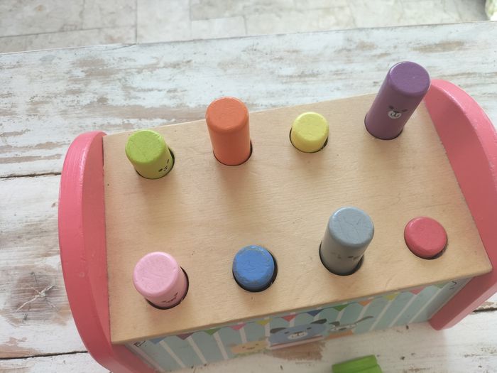 Jeu en bois avec marteau - photo numéro 2
