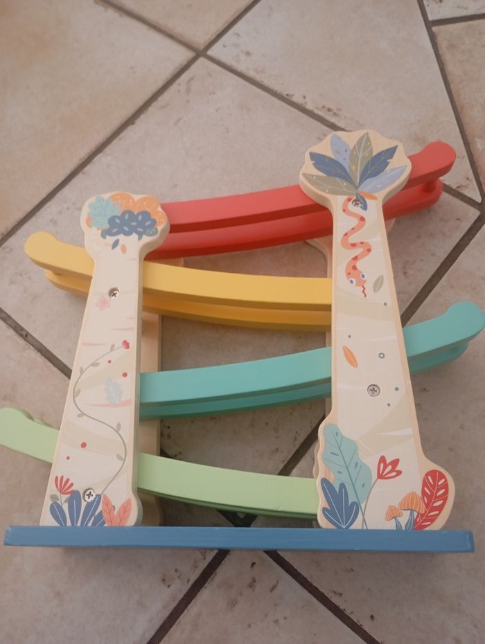 Jeu d'éveil toboggan en bois - photo numéro 4