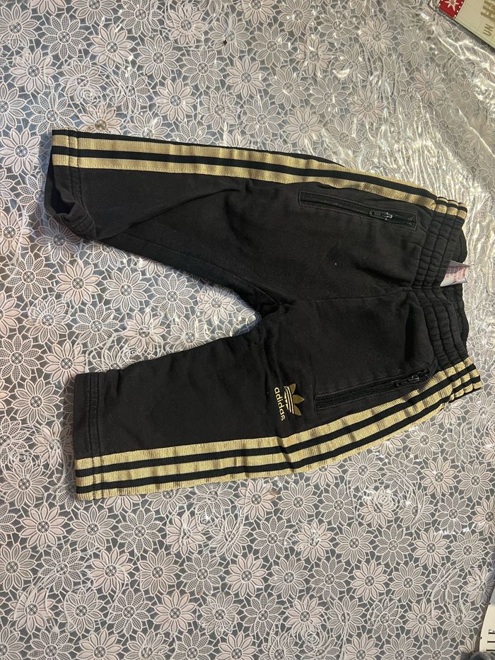 Vend pantalon Adidas