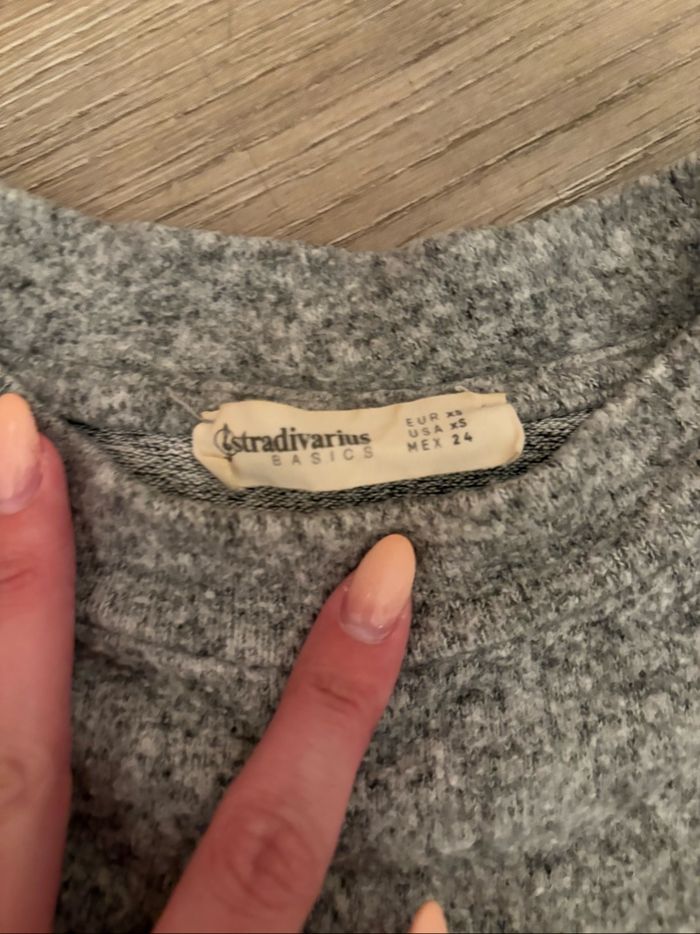 Pull gris stradivarius - photo numéro 3