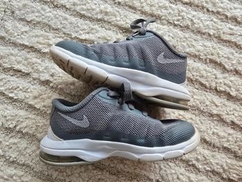Basket nike grise