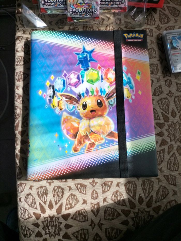 Coffret pokémon 2025 avec sleeves et top loaders. - photo numéro 8