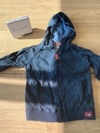Veste zippee 24 mois