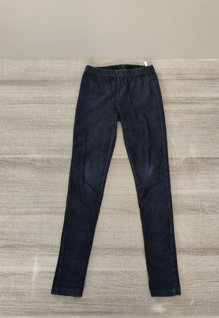 Pantalon noir sans marque taille 9 ans pour fille