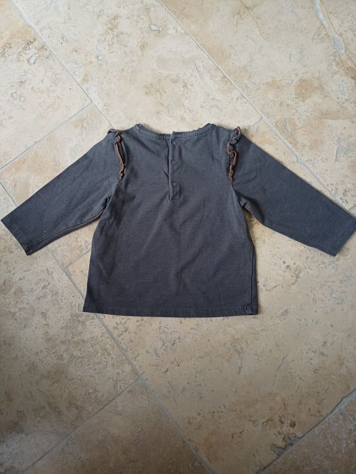 Tee-shirt taille 12 mois. - photo numéro 4