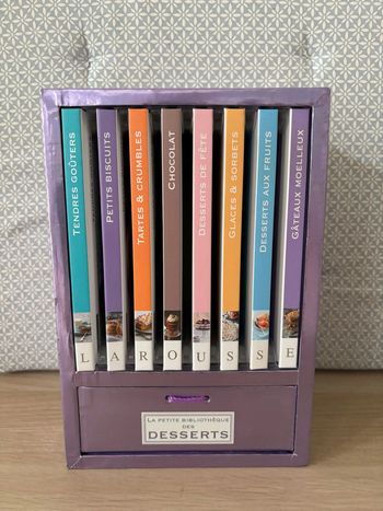 Coffret Larousse "La Petite Bibliothèque des Desserts"
