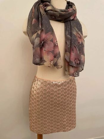Superbe mini-jupe rose pâle