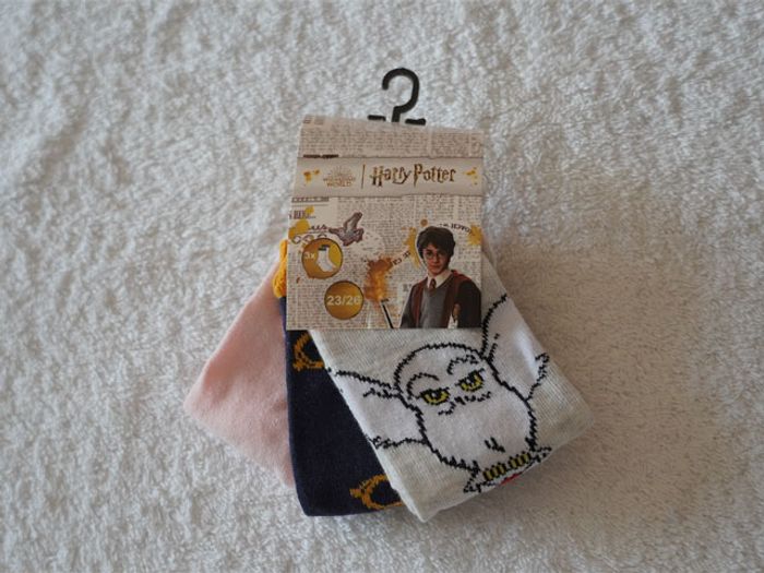 Lot de 3 paires de chaussettes neuves Harry Potter Pointure : 23/26