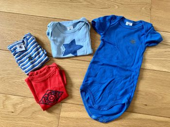 Lot de 4 bodies MC Petit Bateau