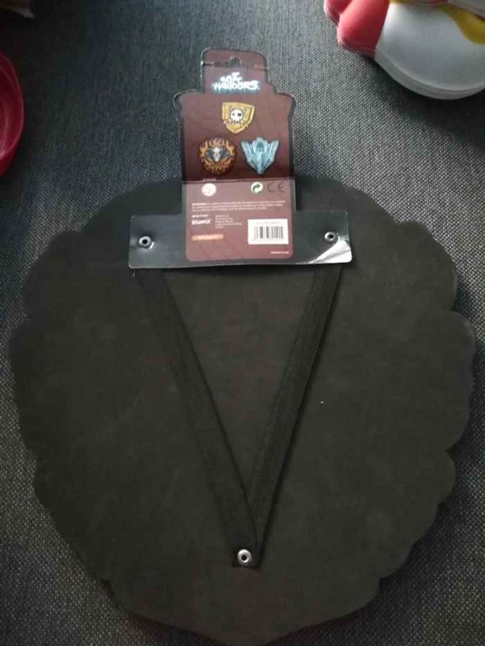 Bouclier en mousse soft warriors pour déguisement - photo numéro 2