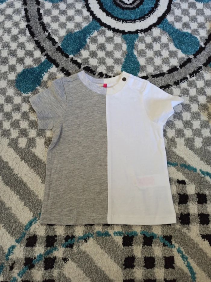 Lot 3 t-shirts manches courtes NEUFS 6 mois - photo numéro 2
