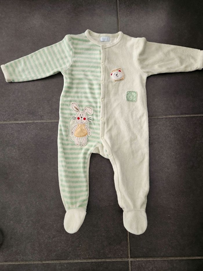 Pyjama velours taille 12 mois