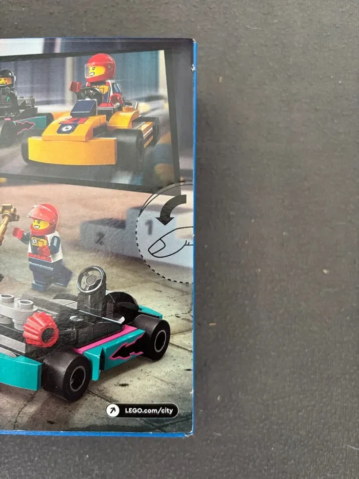 Lego 60400 les karts et les pilotes de course. - photo numéro 3
