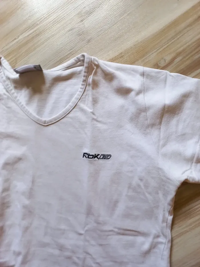 Tee shirt à manches courtes Reebook taille M/40 - photo numéro 2