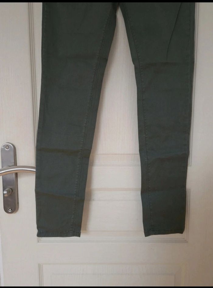 Jean skinny kaki taille basse 98% coton femme taille M/38 - photo numéro 4