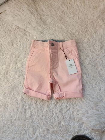 Short neuf 24 mois