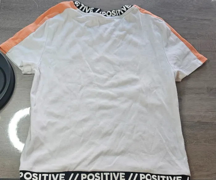 Ensemble t shirt et leggings de sport - photo numéro 2