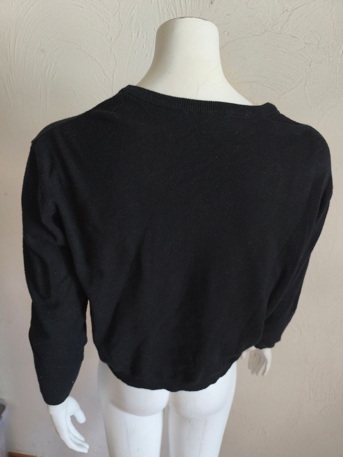 Pull noire - photo numéro 4