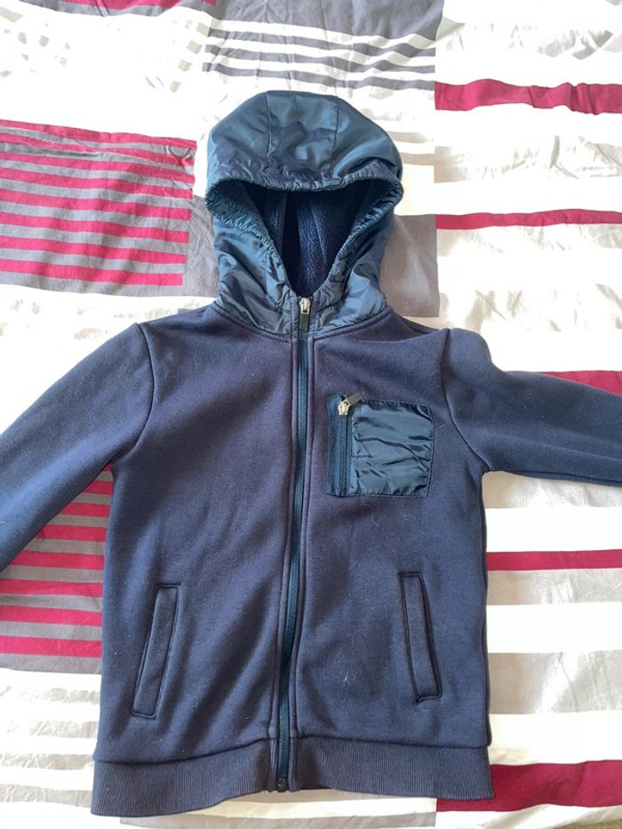 Veste à capuche