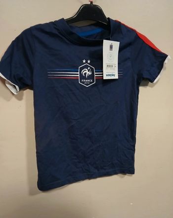 Tee-shirt taille 8ans
