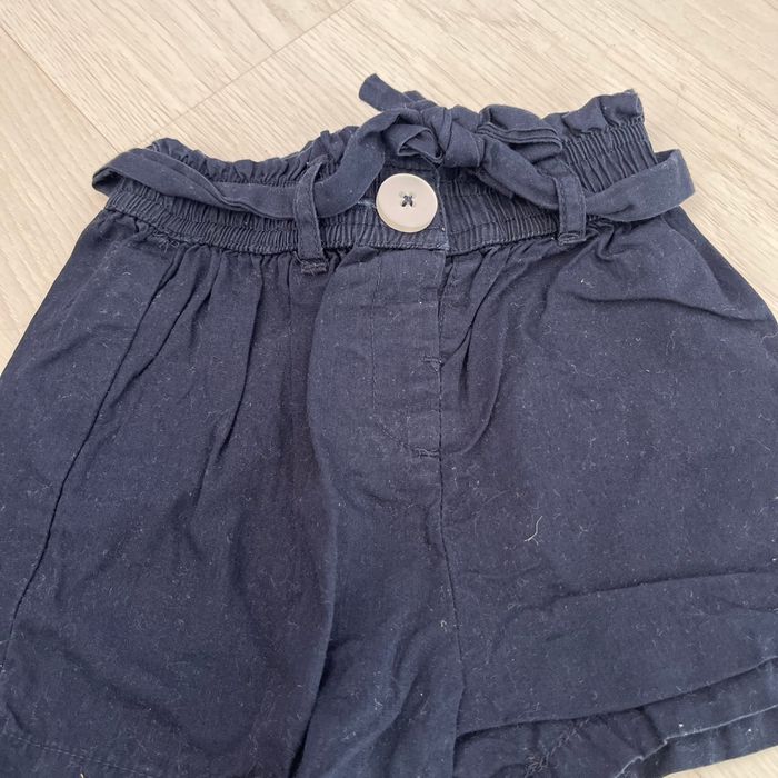 Lot 2 short 12mois - photo numéro 4