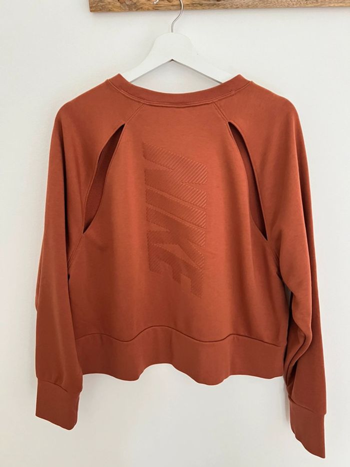 Sweat Nike L neuf