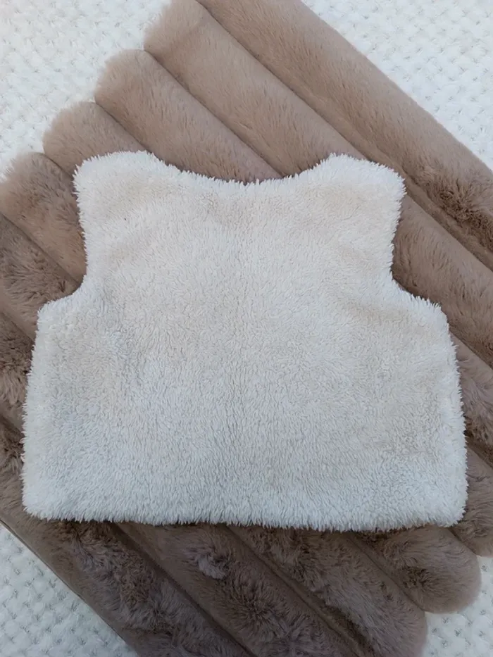 🔸Gilet Sans Manches Blanc Moumoute Fille - Bout'chou 9 Mois🔸 - photo numéro 7