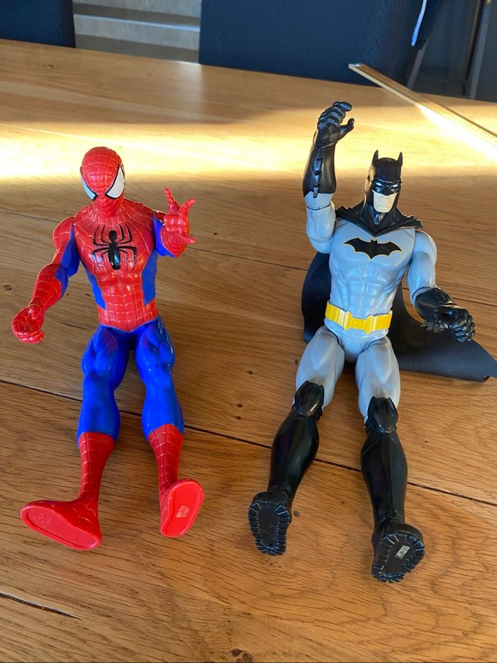 Figurine Spiderman et Batman 30 cm - photo numéro 3