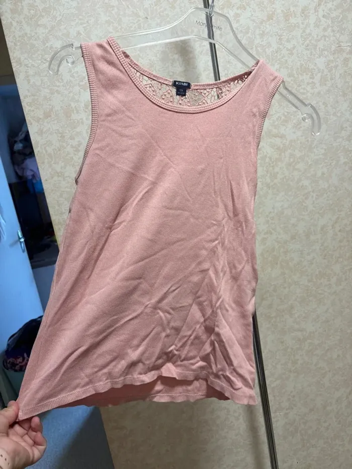 Débardeur taille 12ans marque kiabi