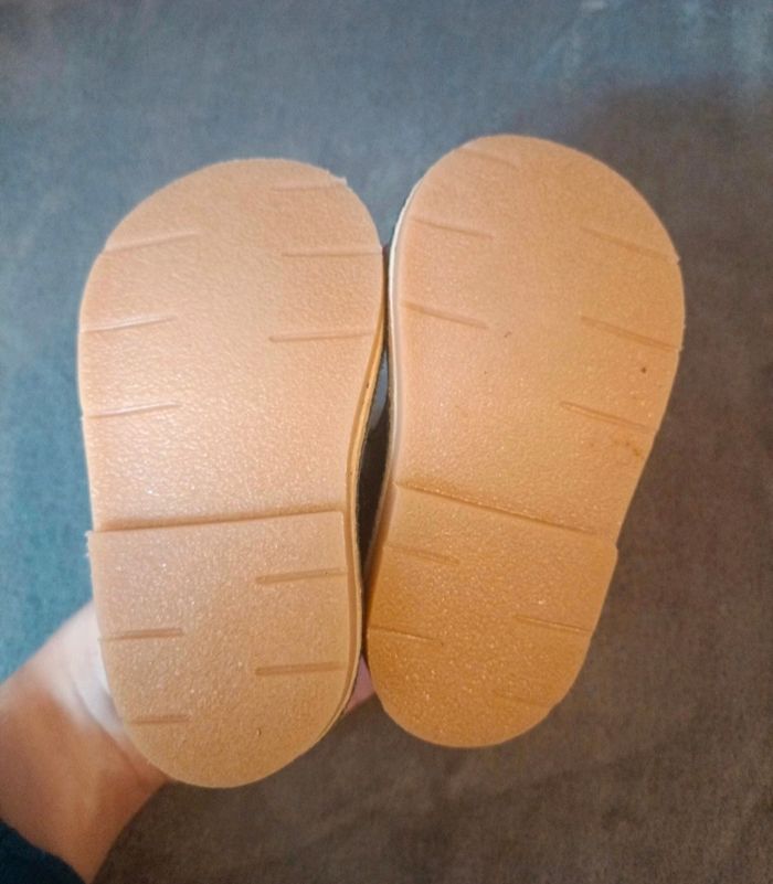 Chaussures bébé Freemouss neuves – taille 20 - photo numéro 6
