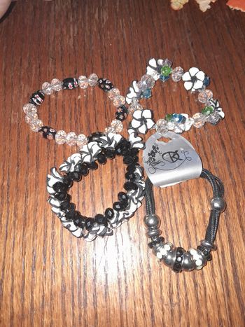 Lot de 4 bracelet