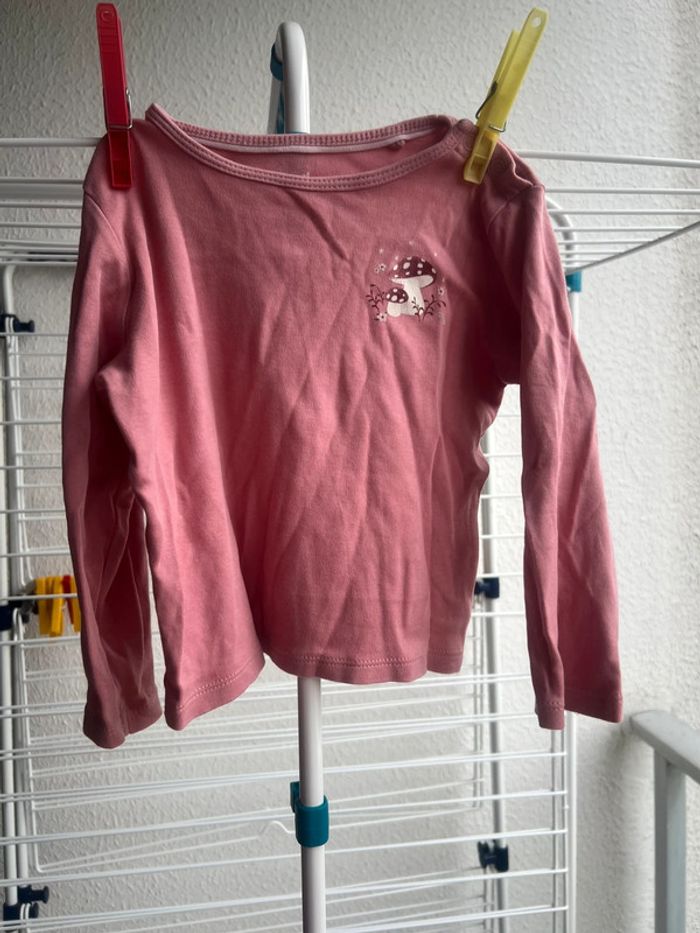Lot de deux. T-shirts manches longues. - photo numéro 2