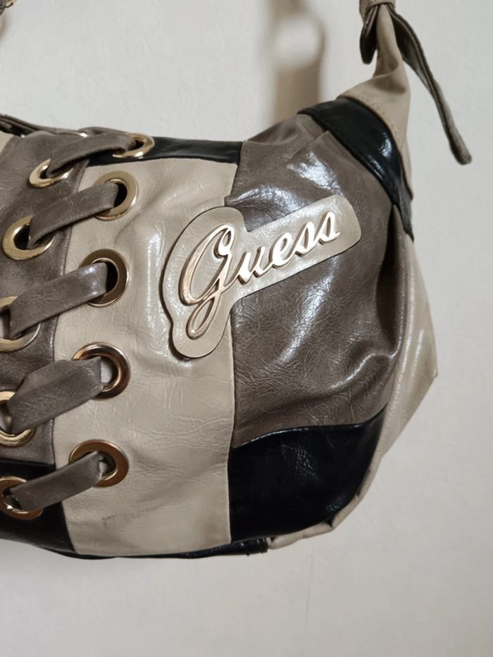 Sac bandoulière Guess vintage - photo numéro 2